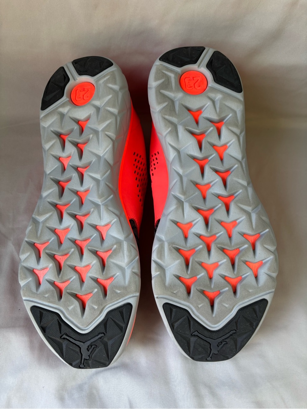 Jordan Men’s Bright Neon Orange Athletic Shoes Size 15 - Picture 10 of 16